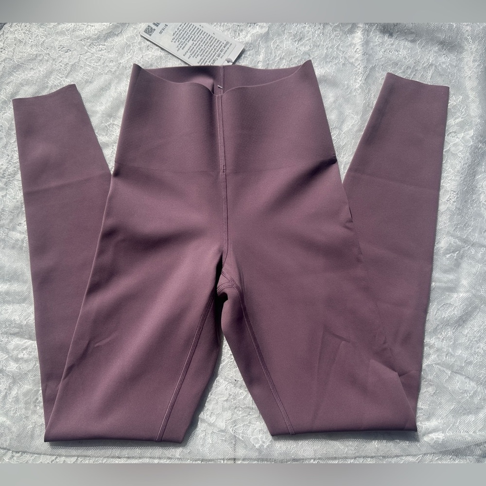 Lululemon Glow Up High Rise Tights 28” Size 4 Lavender Luxe
